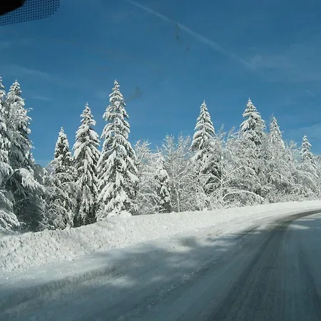 Relais Mont Jura Adults Only Лелекс