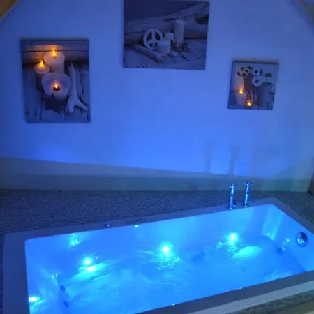 Relais Mont Jura Adults Only Bed & Breakfast *