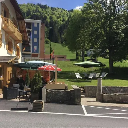 Relais Mont Jura Adults Only Bed & Breakfast